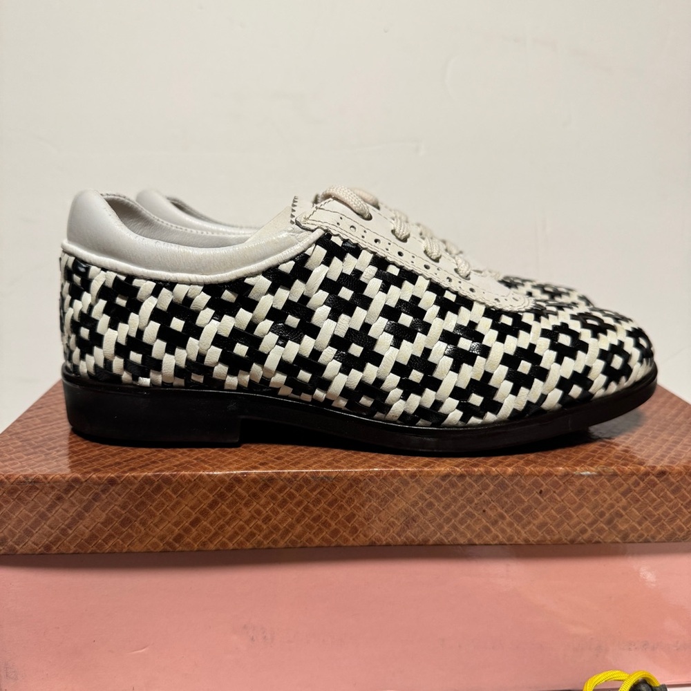 Aerogreen Erba women's golf shoes Black and White spikeless NIB - Picture 9 of 10